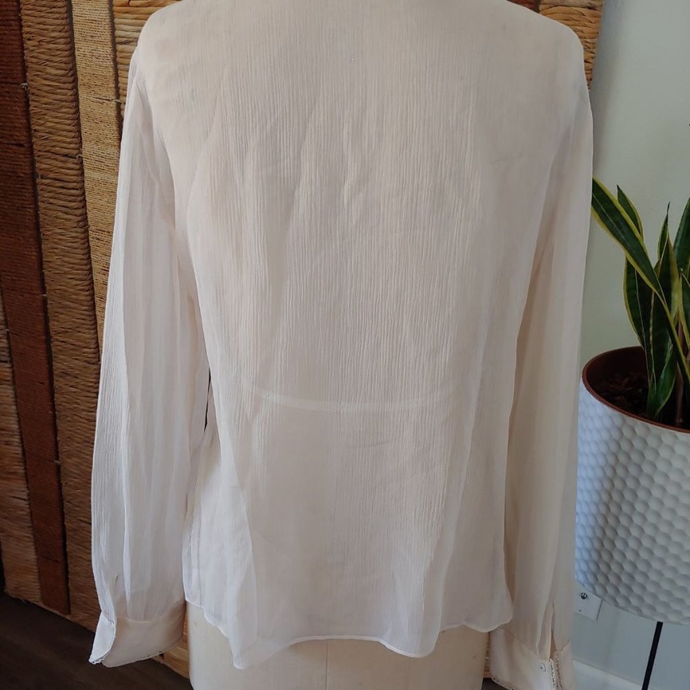 Gorgeous T Tahari Sheer Blouse - Picture 6 of 8